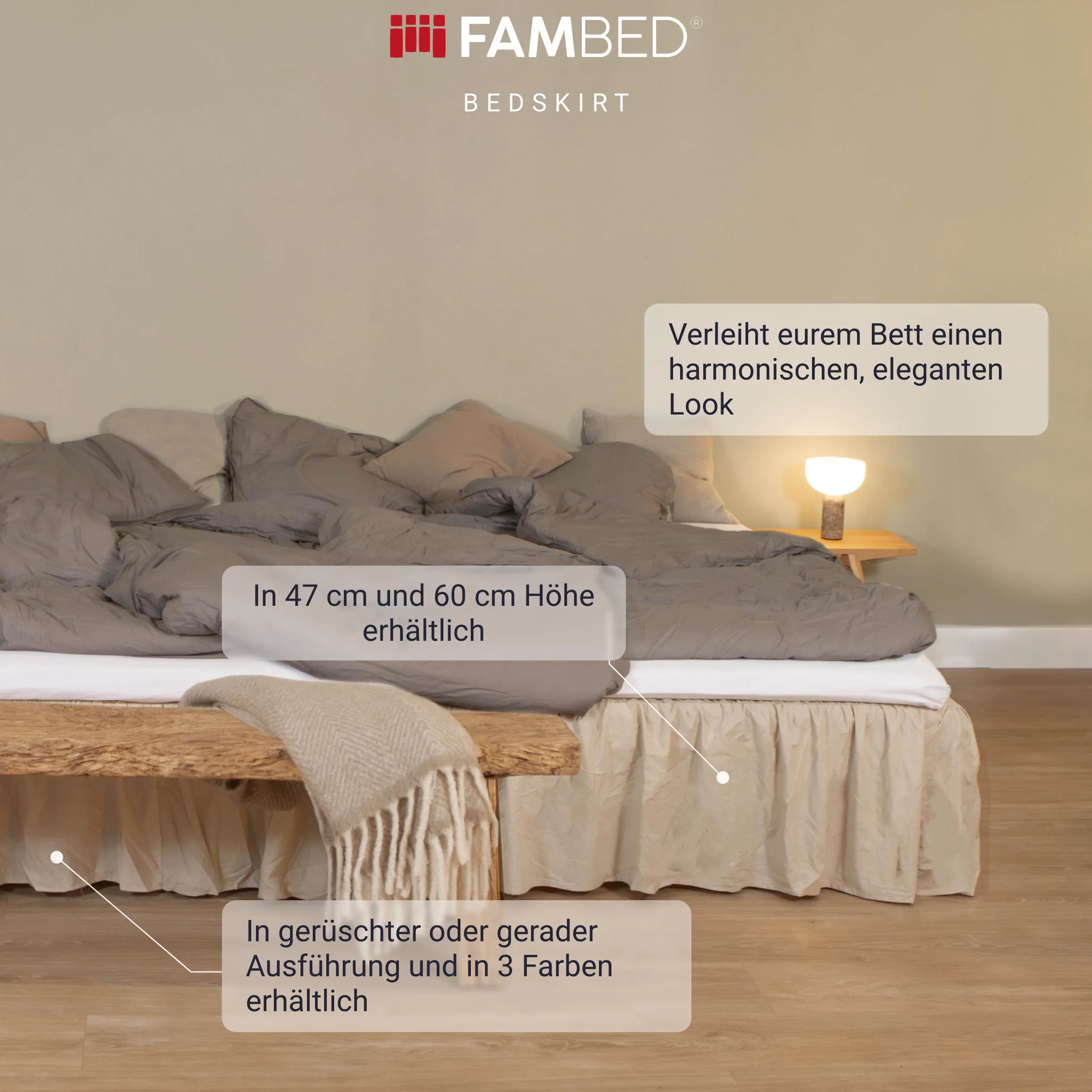 Familienbett mit beigem Bedskirt, der das Bettgestell und den Raum unter dem Bett verdeckt
